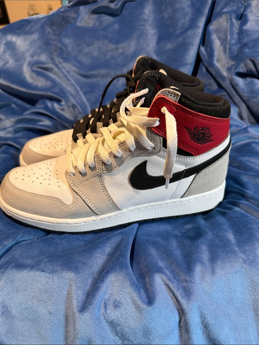 Jordan 1 Smoke Grey Youth 7